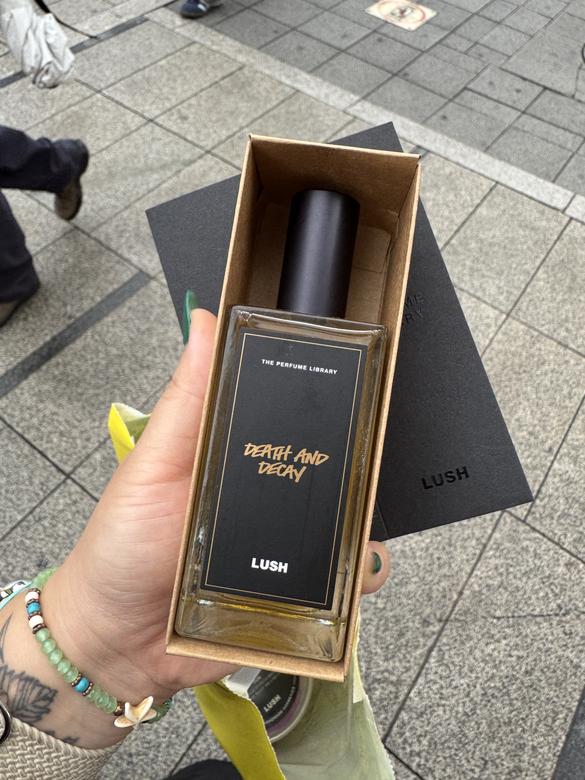 러쉬 데쓰 앤 디케이 100ml