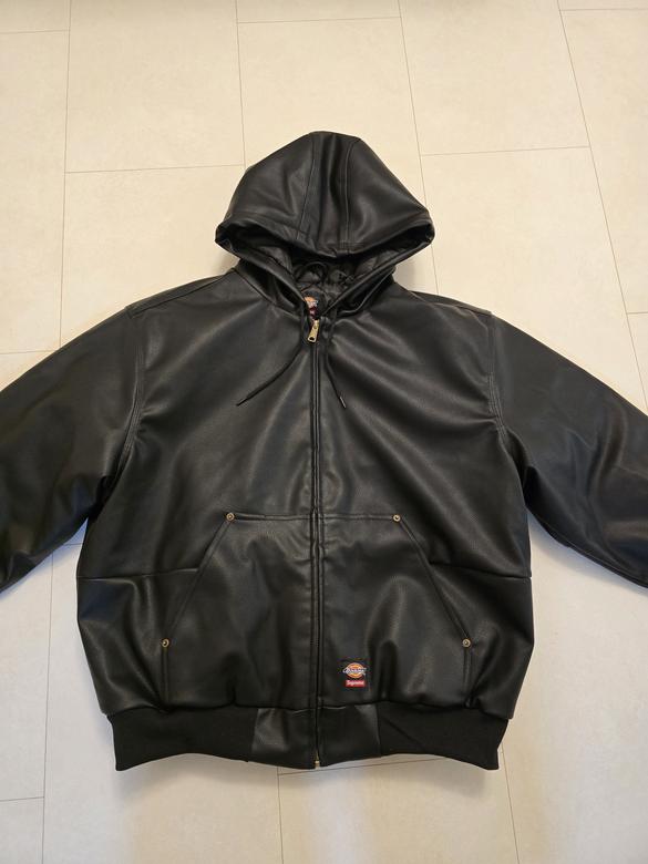 ジャケット・アウター Supreme Dickies Hooded leather jacket L Supreme Dickies Hooded Leather Work Jacket (FW24) - $598