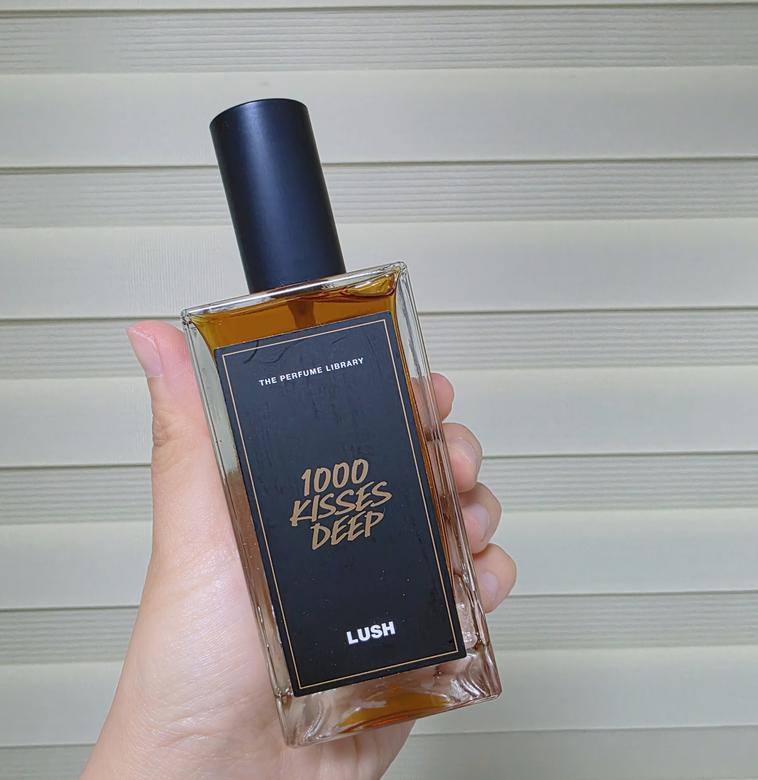 LUSH 1000 Kisses Deep 100ml 香水 LUSH - 1000 Kisses Deep ワンサウザンド キス ディープ Lushの
