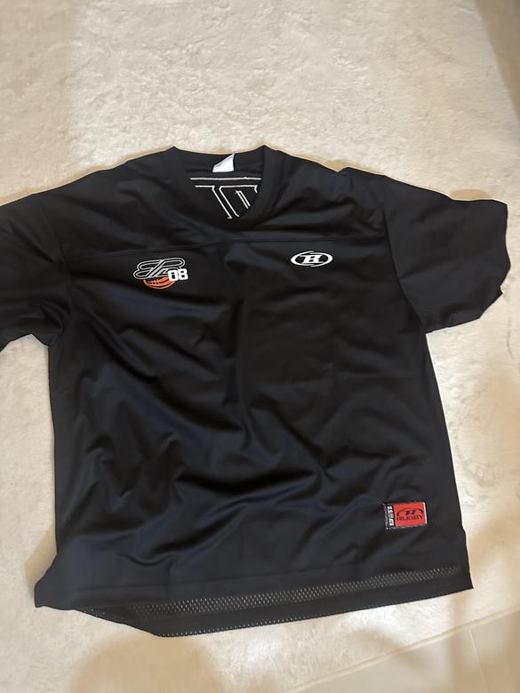 BORNTOWIN | 08 RUGBY JERSEY T-SHIRTS