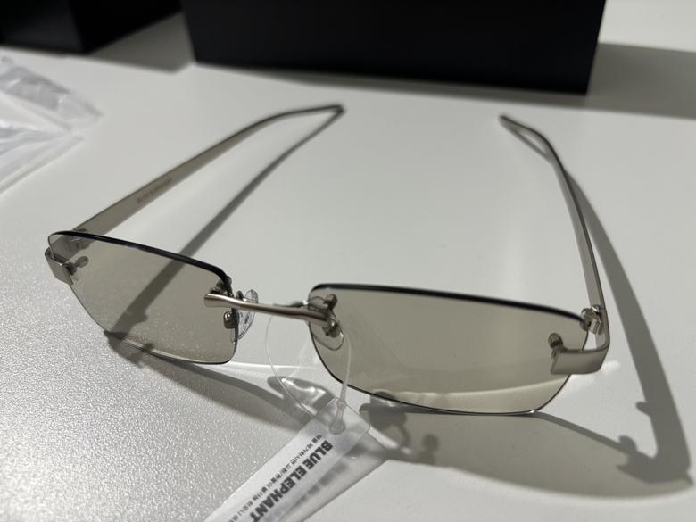 小物 IKER-S grey tint BLUE ELEPHANT IKER-S grey tint - 블루엘리펀트